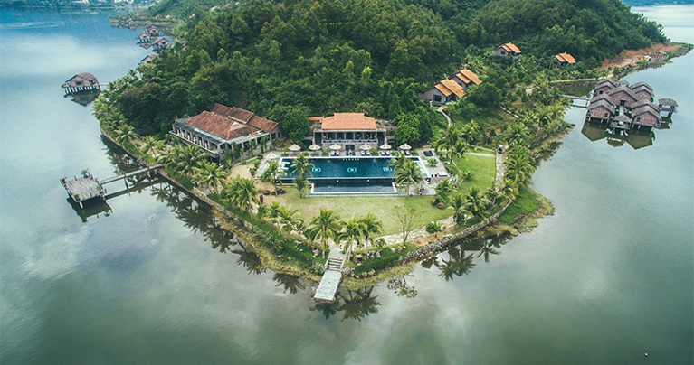 Xe từ sân bay Huế về Lăng Cô - Vedana Lagoon Resort